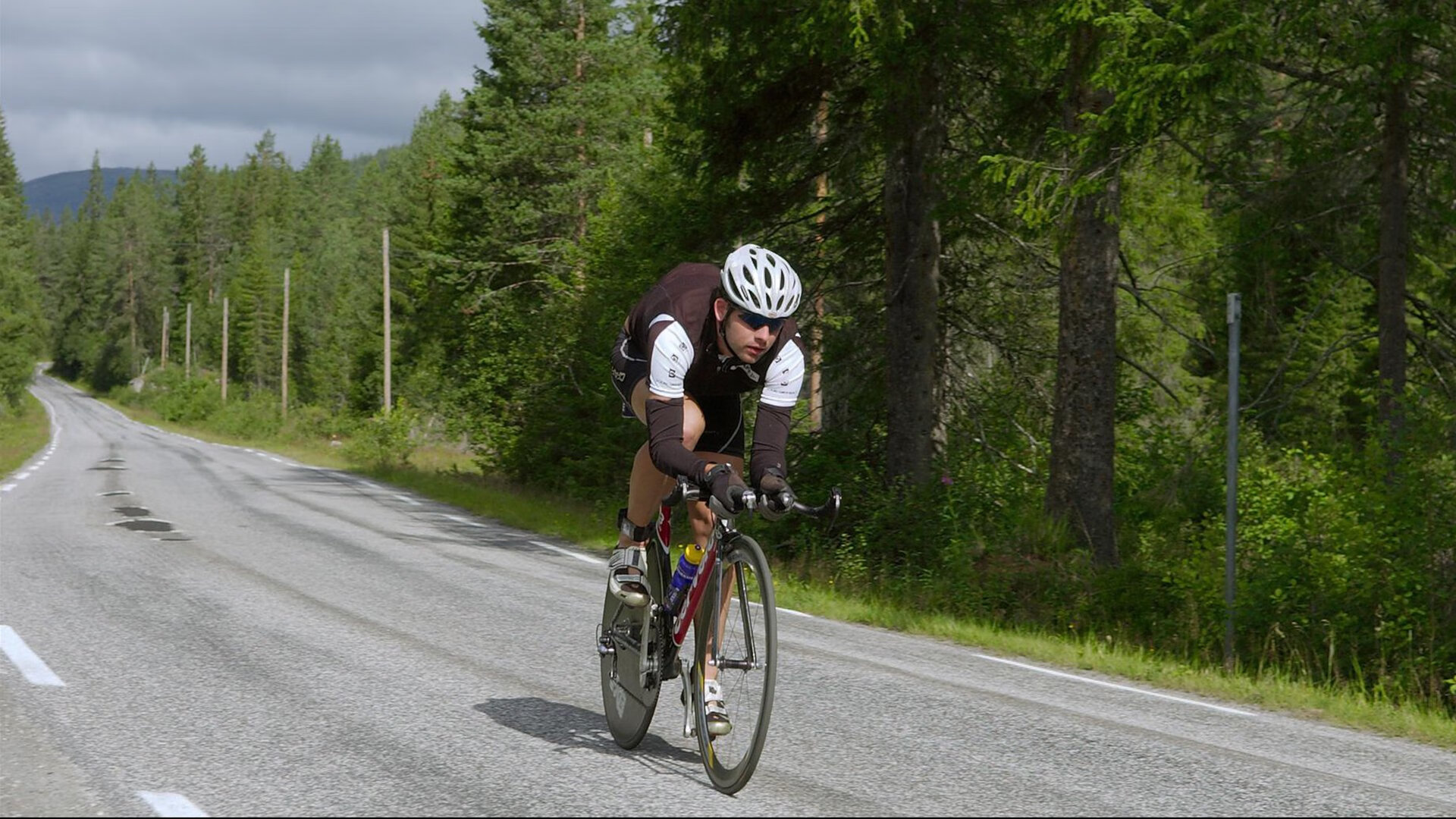 开云·体育官网APP下载-兰斯1-0布雷斯特，博纳萨尔最后时刻绝杀，兰斯特和布雷泽